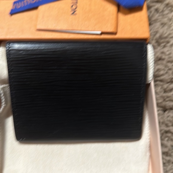 Louis Vuitton Black Epi Enveloppe Carte De Visite Card Case - Picture 4 of 11